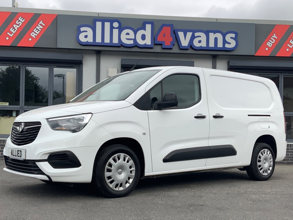Vauxhall Combo 1.5 100 Bhp L2h1 Lwb 2300 Sportive No Vat No White #3