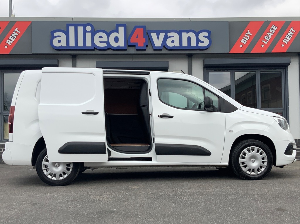 Vauxhall Combo 2300 1.5 Turbo D 100Ps H1 Sportive Van White #10