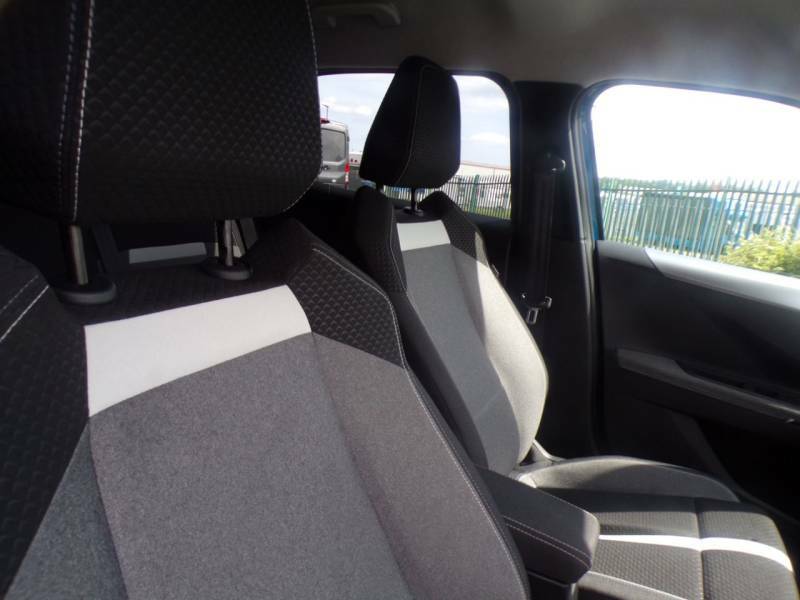 Vauxhall Frontera 1.2 145Ps Gs Suv Hybrid E-dct Euro 6 S White #9