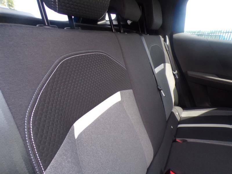 Vauxhall Frontera 1.2 145Ps Gs Suv Hybrid E-dct Euro 6 S White #12