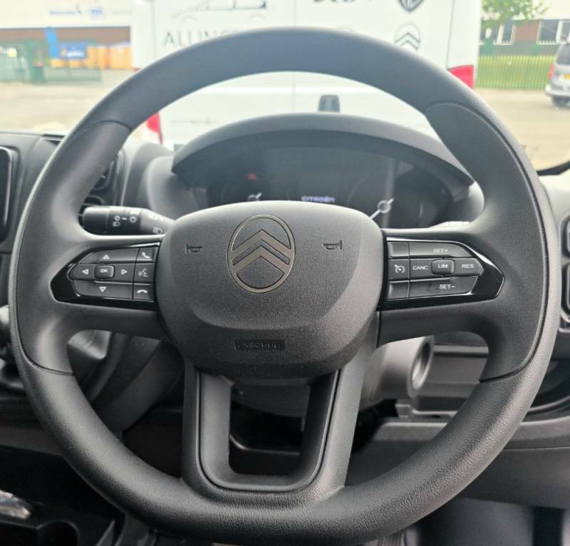 Citroen Relay 2.2 Bluehdi 140 H2 Van Enterprise White #4