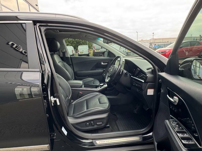 Kia e-Niro 4 Plus Black #12