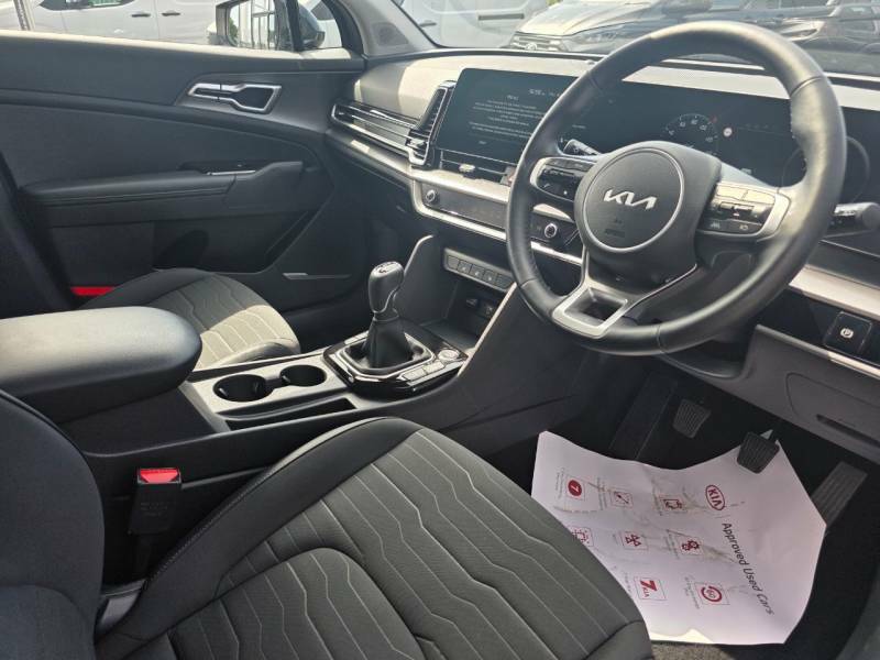 Kia Sportage 1.6T Gdi 157 48V Isg 3 - 2025 75 LG75NPZ Black #2