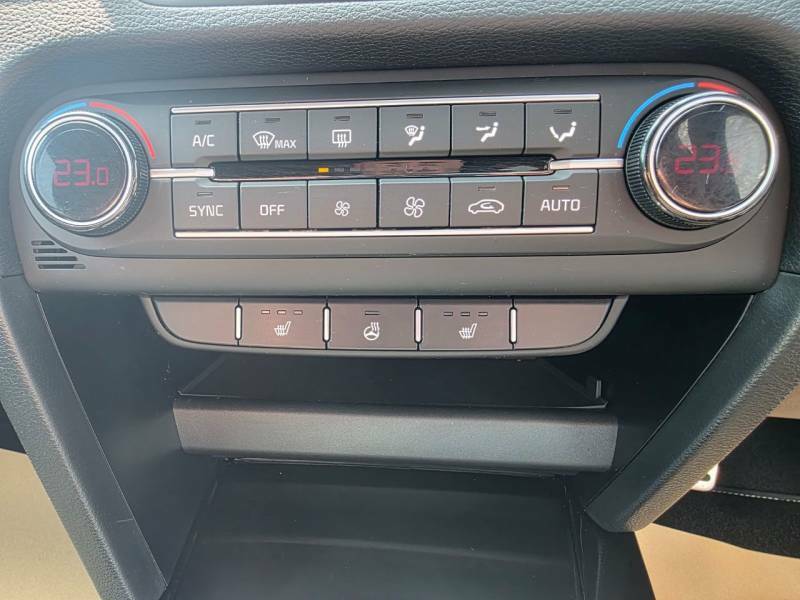 Kia Xceed 1.0T Gt-line White #25