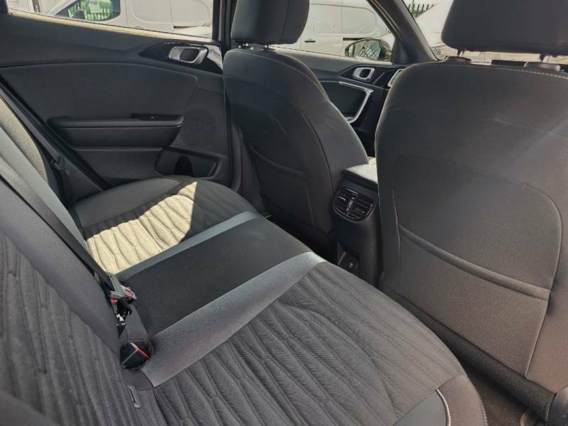 Kia Xceed 1.0T Gt-line White #17