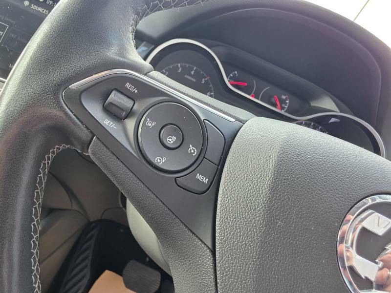 Vauxhall Crossland Ultimate Red #22