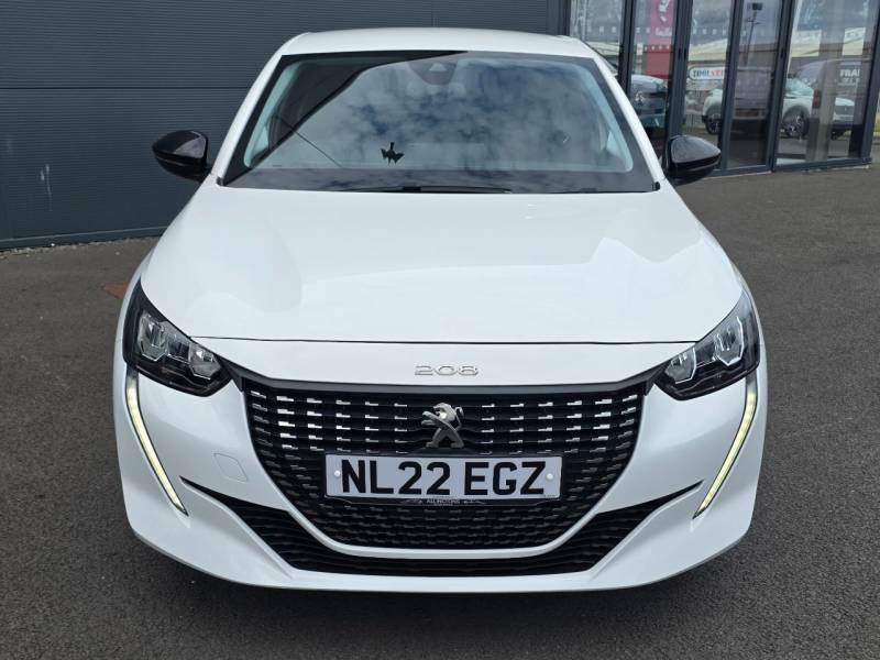 Peugeot 208 1.2 Puretech 100 Allure Premium Eat8 White #4