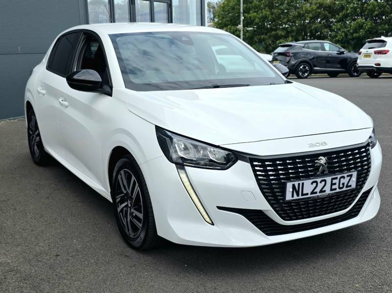 Peugeot 208 1.2 Puretech 100 Allure Premium Eat8 White #3