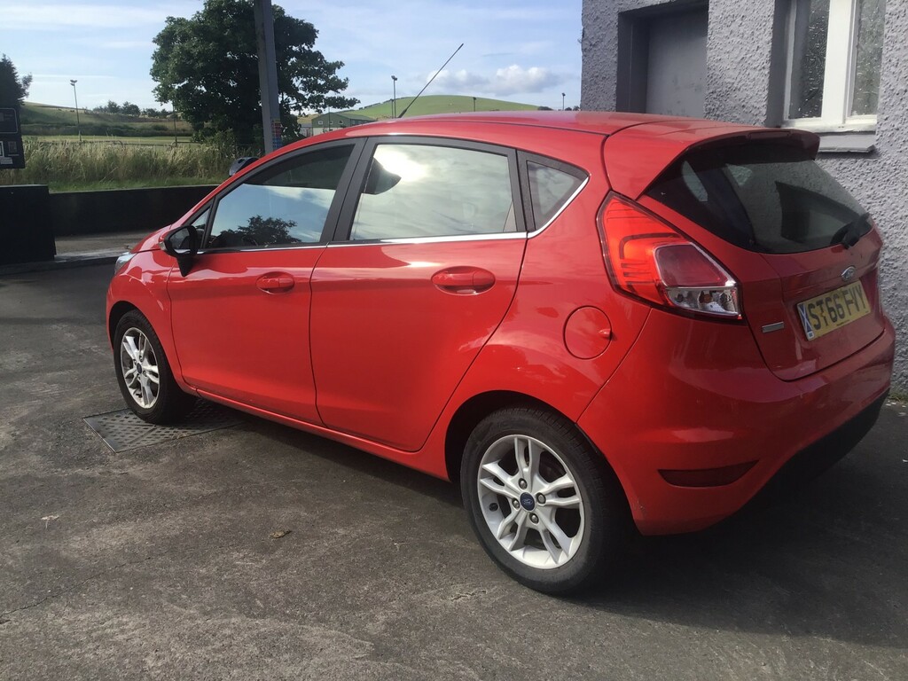 Ford Fiesta Hatchback 1.0 T Ecoboost Zetec 2016 ST66FVY Red #5