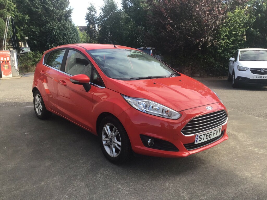 Ford Fiesta Hatchback 1.0 T Ecoboost Zetec 2016 ST66FVY Red #2