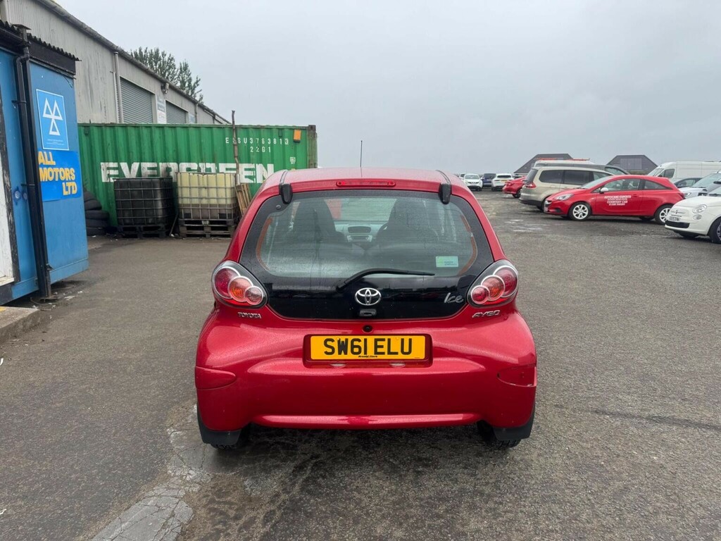 Toyota Aygo 1.0 Vvt-i Ice Euro 5 Red #6