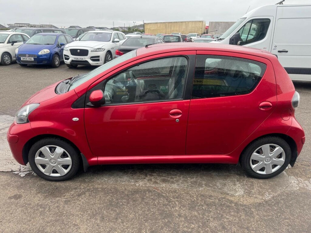 Toyota Aygo 1.0 Vvt-i Ice Euro 5 Red #5
