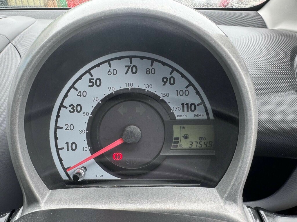 Toyota Aygo 1.0 Vvt-i Go Mm 67 Bhp Grey #36