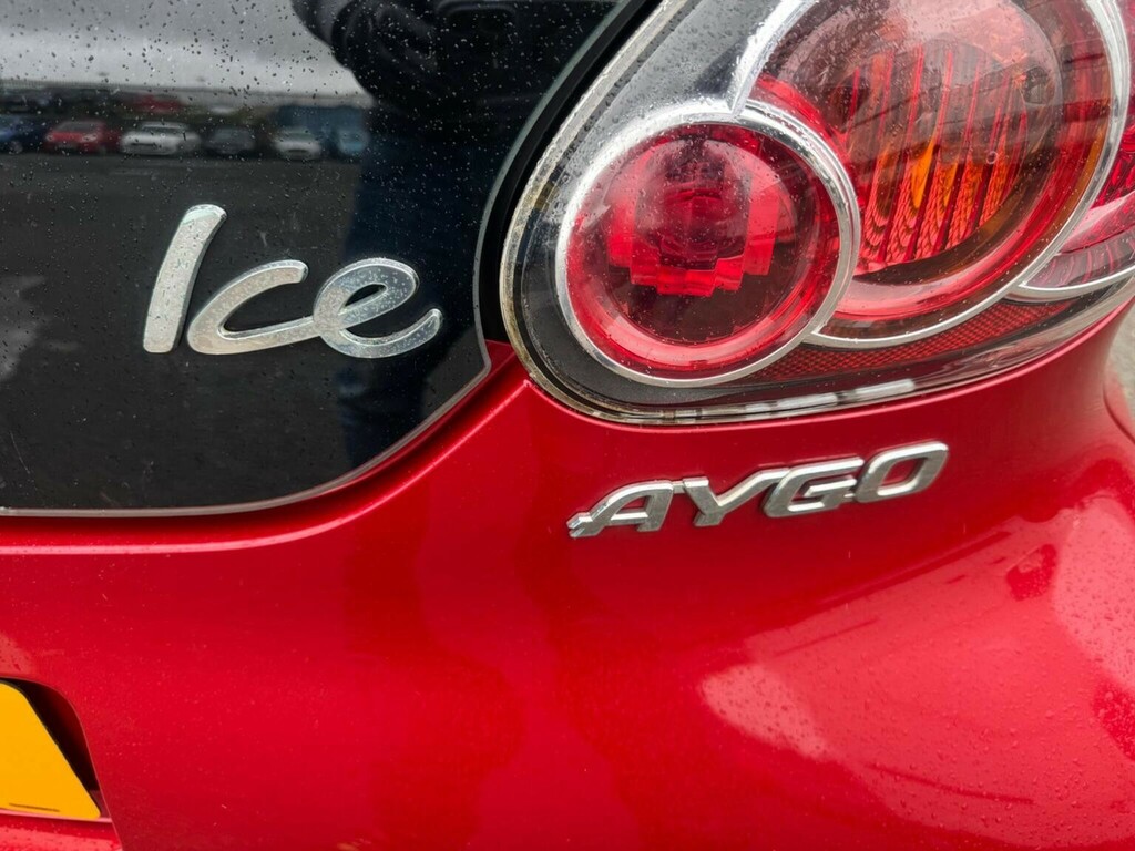 Toyota Aygo 1.0 Vvt-i Go Mm 67 Bhp Grey #40