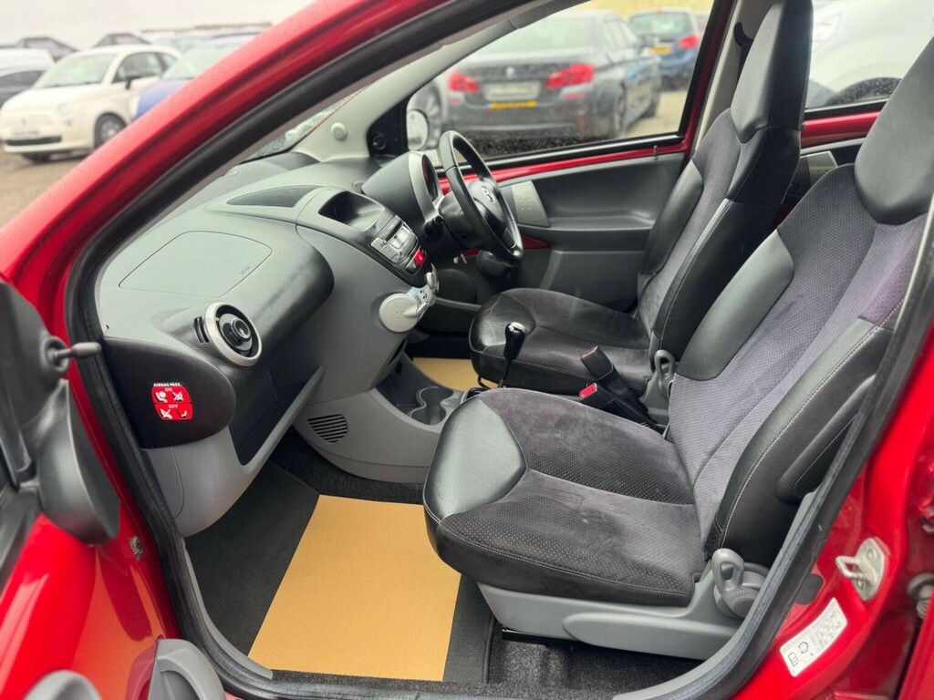 Toyota Aygo 1.0 Vvt-i Go Mm 67 Bhp Grey #38
