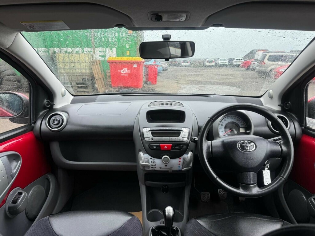 Toyota Aygo 1.0 Vvt-i Go Mm 67 Bhp Grey #15