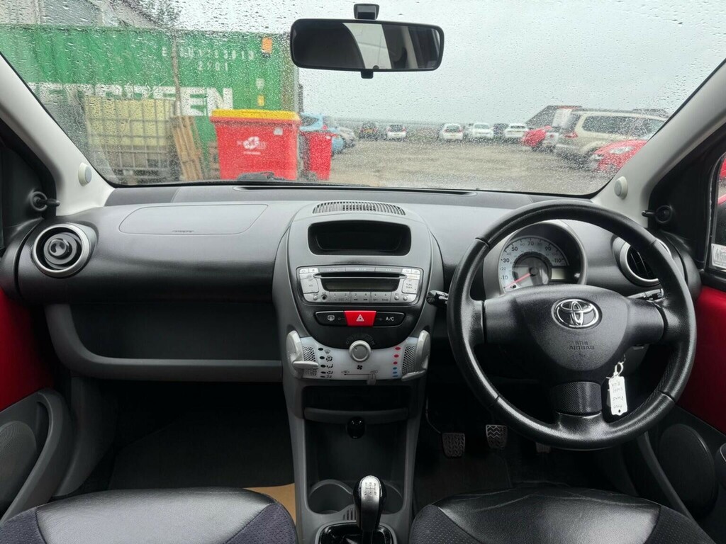 Toyota Aygo 1.0 Vvt-i Go Mm 67 Bhp Grey #13