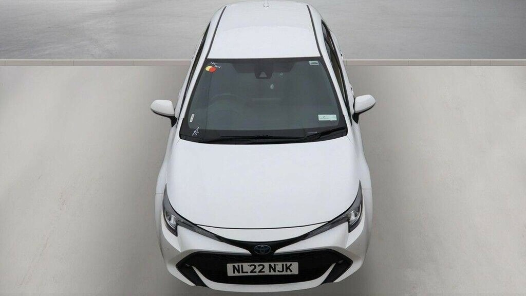Toyota Corolla Hatchback 1.8 Vvt-h Icon Tech Cvt Euro 6 Ss NL22NJK White #2