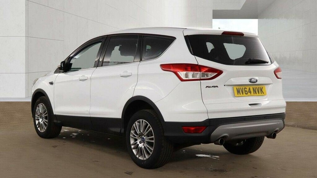 Ford Kuga 2.0 Tdci Zetec Suv 2Wd Euro 5 1 Red #3