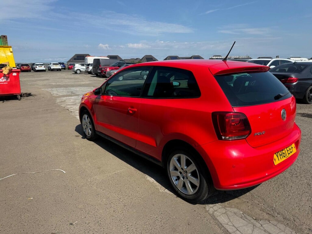 Volkswagen Polo 1.2 Match Euro 5 Red #4