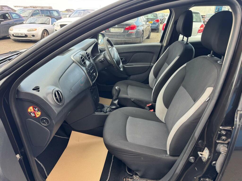 Dacia Logan Mcv 0.9 Laureate Tce 90 White #32