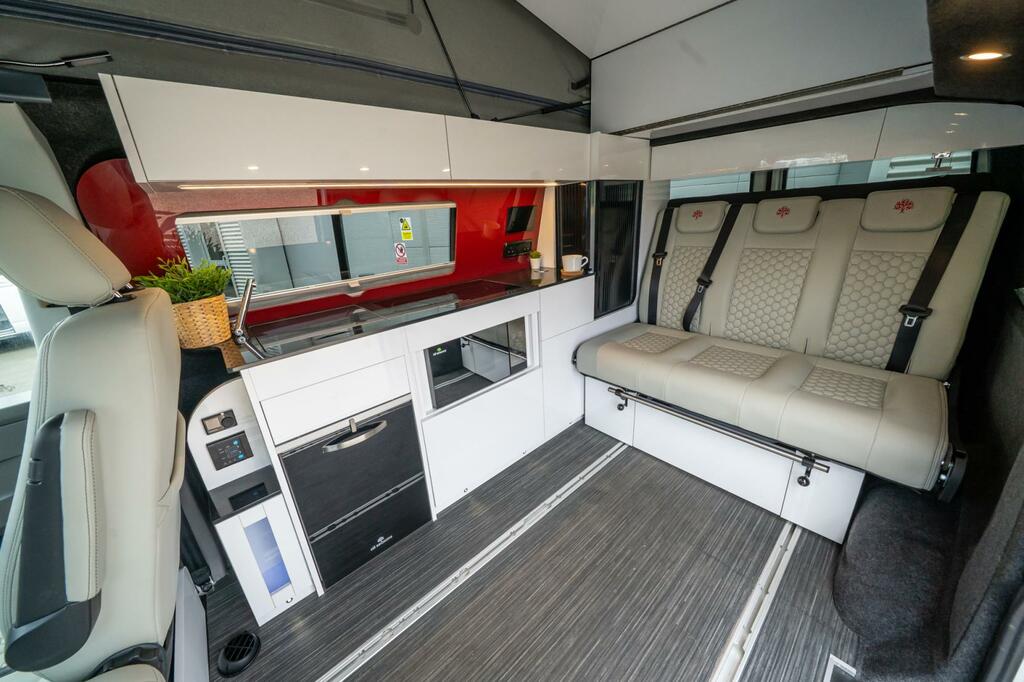 Volkswagen Campervan Swb Campervan With Aircon, Apple Car Play, White #2