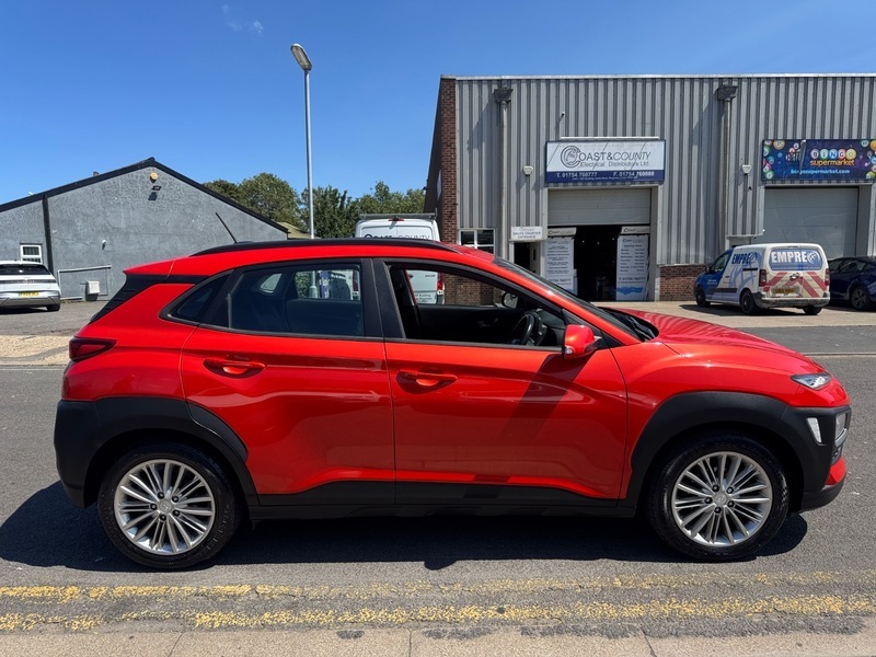 Hyundai Kona Se Orange #4