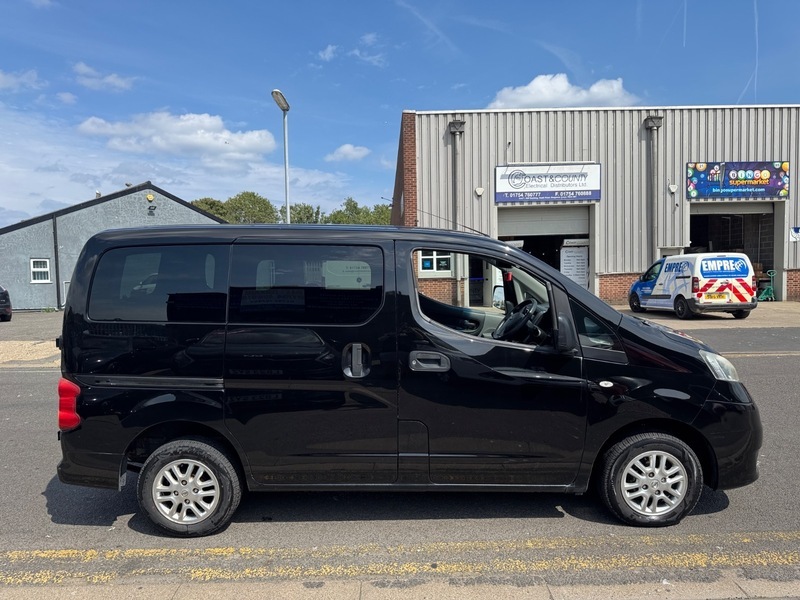 Nissan NV200 Dci Se Combi Black #4