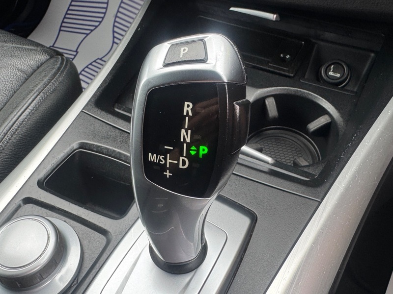 BMW X5  Black #16