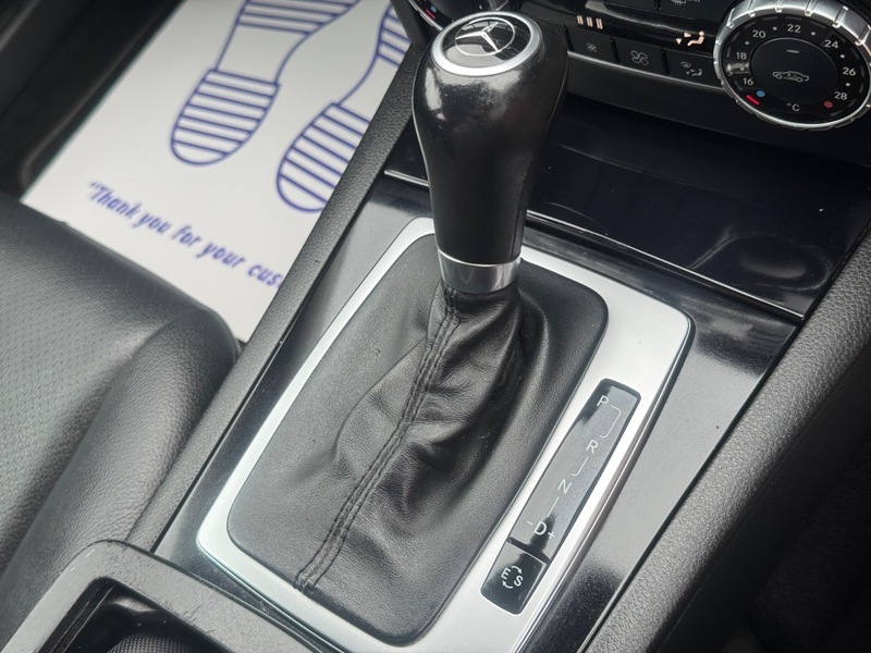 Mercedes-Benz C Class Black #16