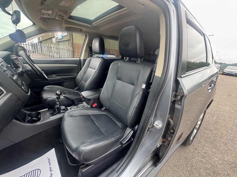 Mitsubishi Outlander Phev Gx 4H 2.0 Plug In Hybrid Leather Sat Nav Black #10