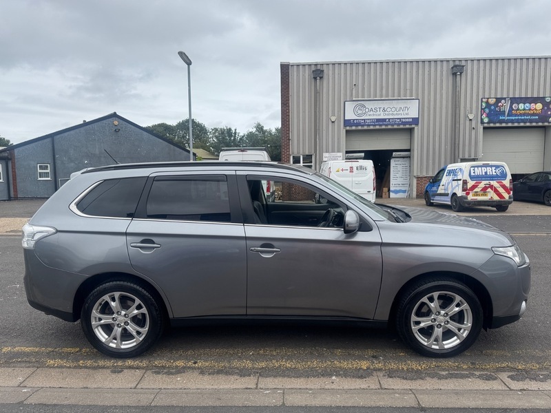 Mitsubishi Outlander Di-d Gx 4 Grey #4