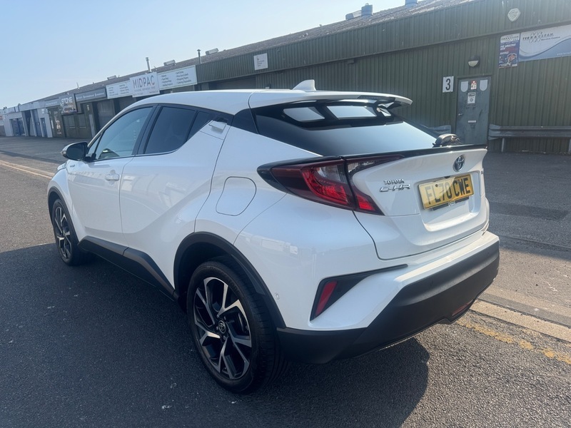 Toyota C-Hr Design White #5