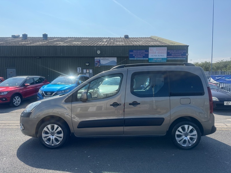 Citroen Berlingo Hdi Xtr YY62JVJ Brown #3