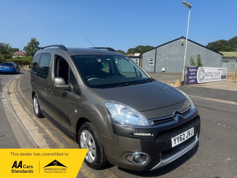Citroen Berlingo Hdi Xtr YY62JVJ Brown #2