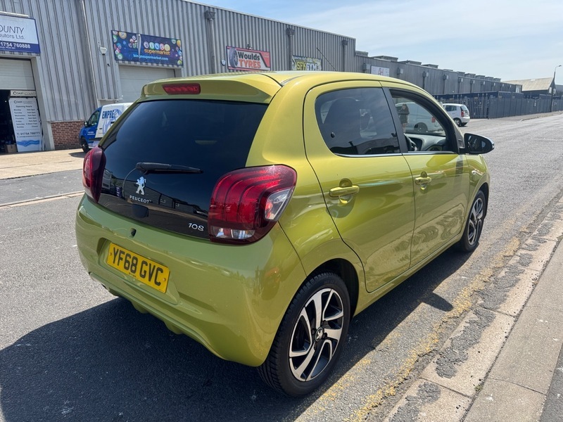Peugeot 108 Collection Green #6