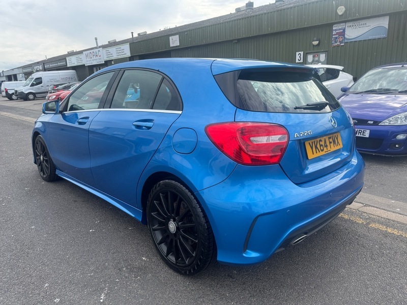 Mercedes-Benz A Class A220 Cdi Blueefficiency Amg YK64FMX Blue #5