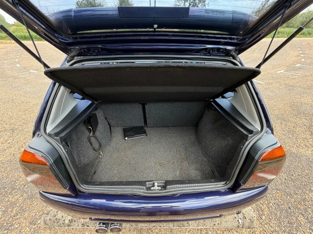 Volkswagen Golf S Silver #19