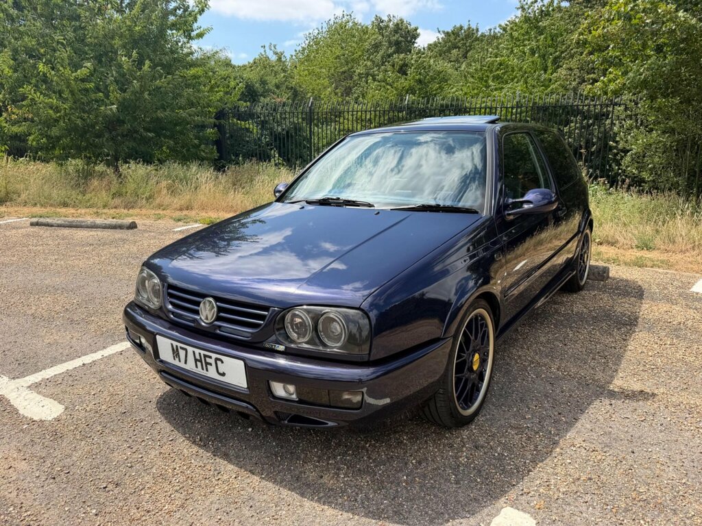 Volkswagen Golf S Silver #2