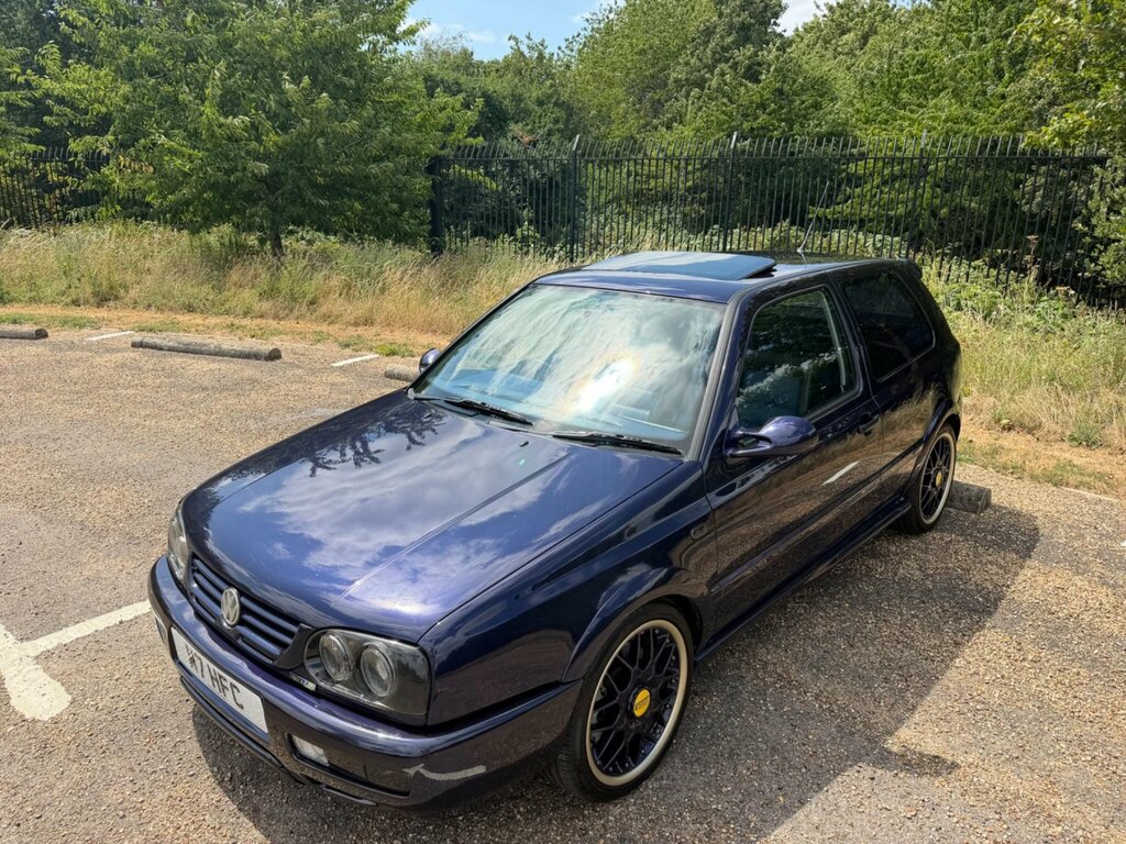 Volkswagen Golf S Silver #3