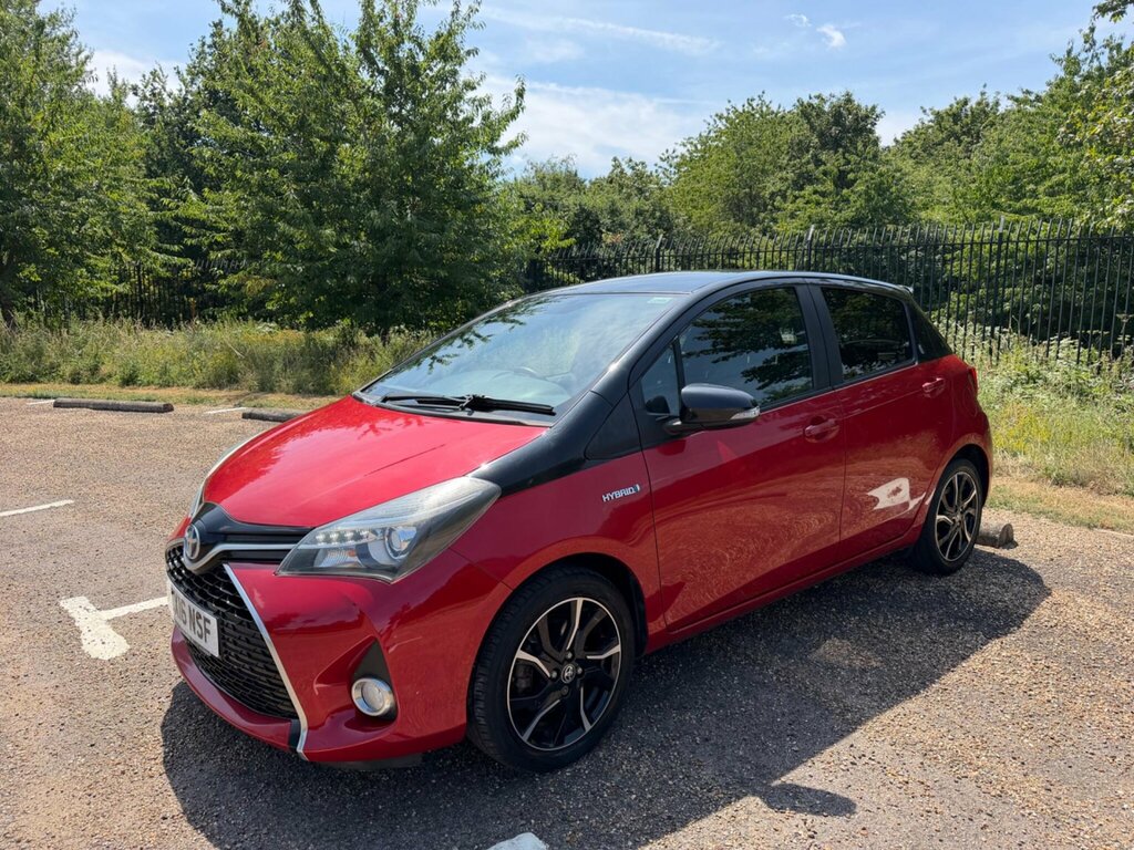 Toyota Yaris 1.5 Vvt-h Design E-cvt Euro 6 Red #3