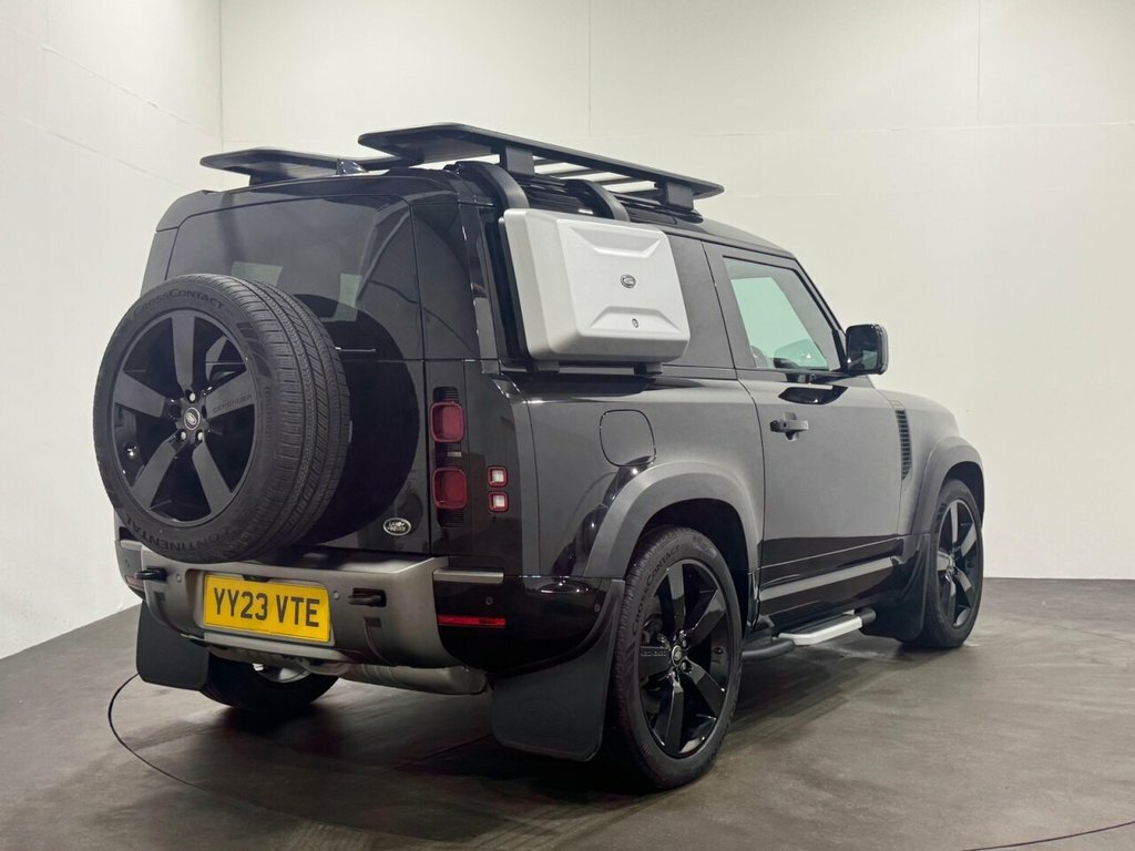 Land Rover Defender 90 3L X-dynamic Se YY23VTE Black #4