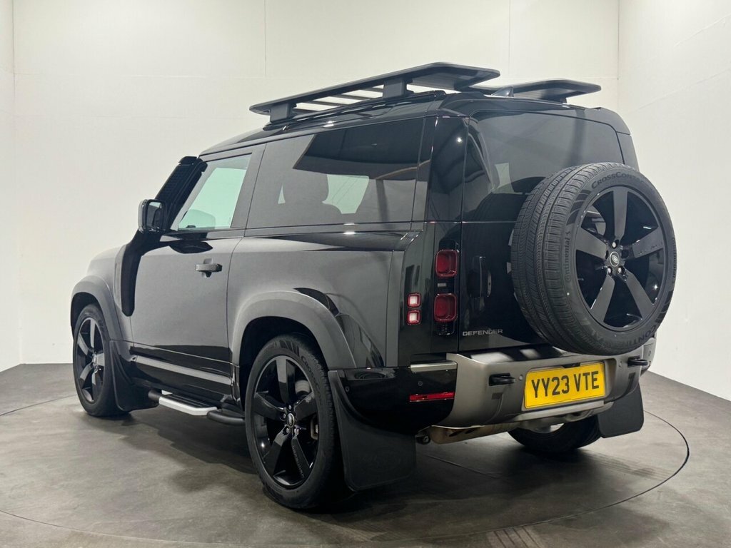 Land Rover Defender 90 3L X-dynamic Se YY23VTE Black #3