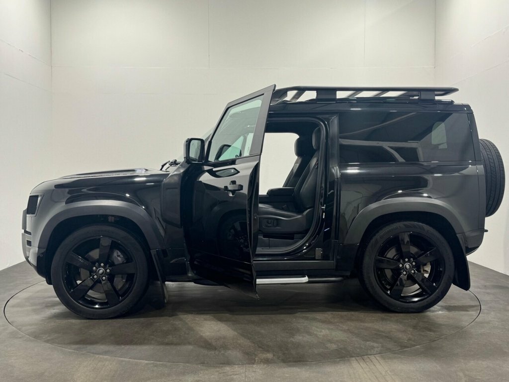 Land Rover Defender 90 3L X-dynamic Se YY23VTE Black #6