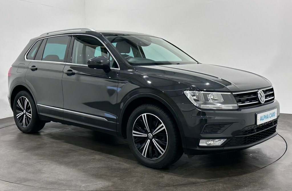 Volkswagen Tiguan 2L Se Navigation Grey
