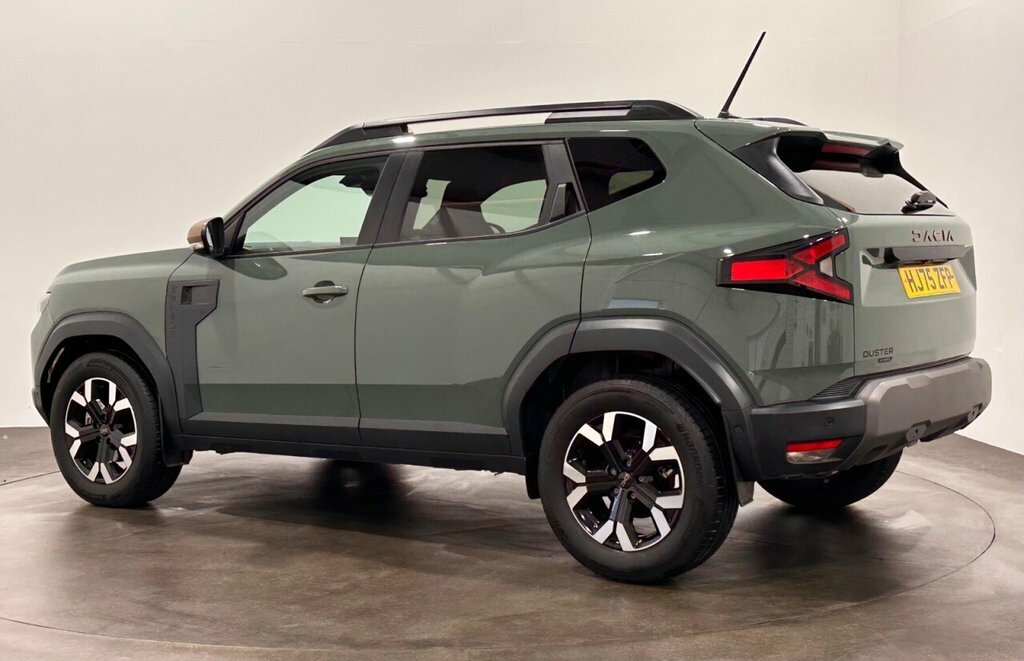 Dacia Duster 1.6L Extreme HJ75ZFP Green #4
