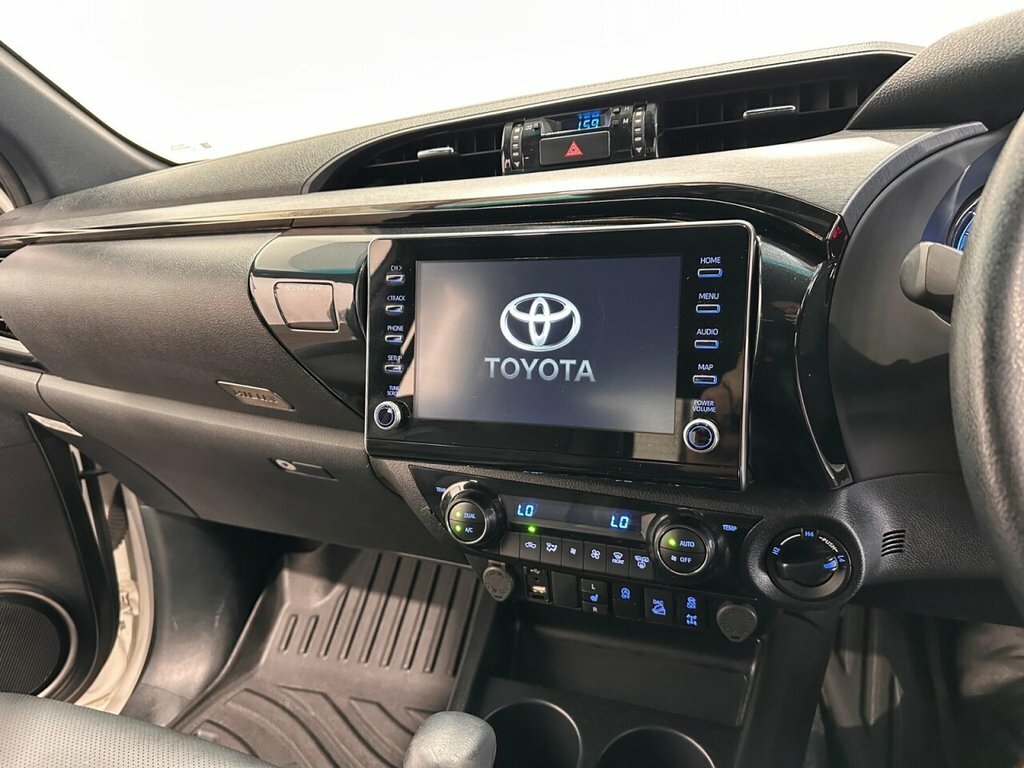 Toyota HILUX 2.8 D-4d Gr Sport 4Wd Euro 6 Ss Black #13