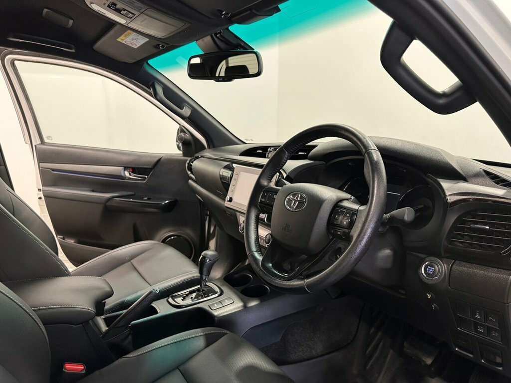 Toyota HILUX 2.8 D-4d Gr Sport 4Wd Euro 6 Ss Black #9