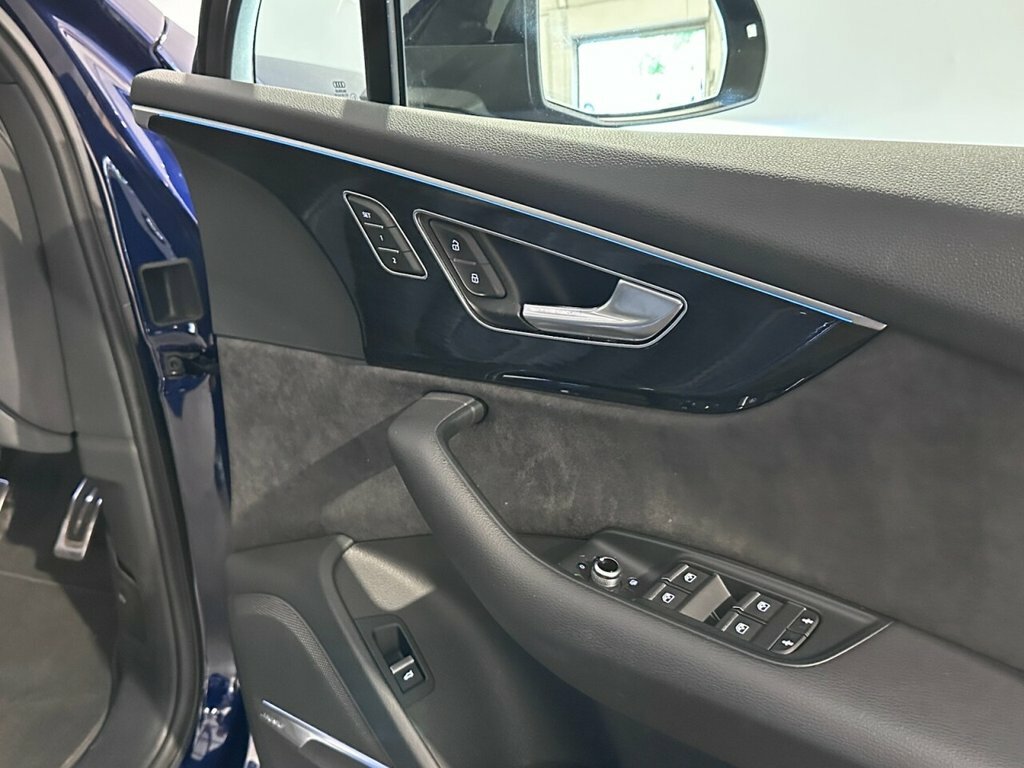 Audi Q7 S Line Blue #32