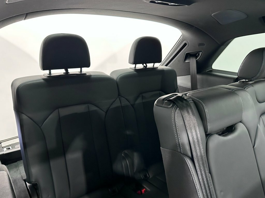 Audi Q7 S Line Blue #15